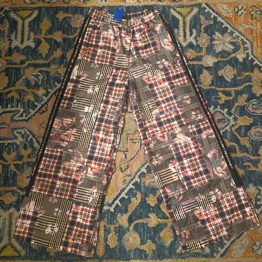 NWT Size Medium Adidas Pants